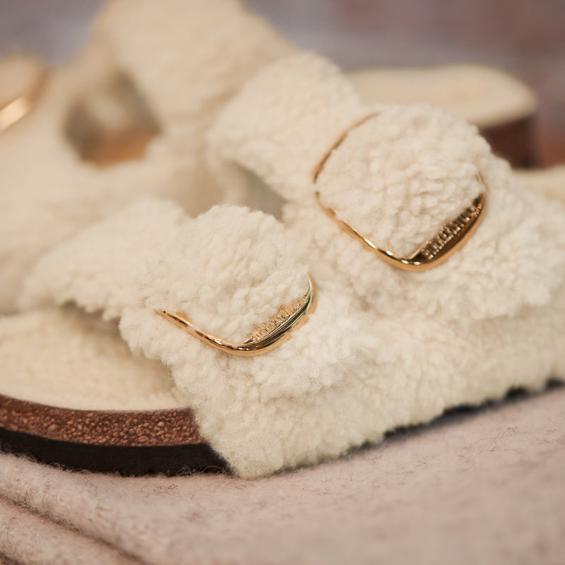 ARIZONA BIG BUCKLE - EGGSHELL - SHEARLING